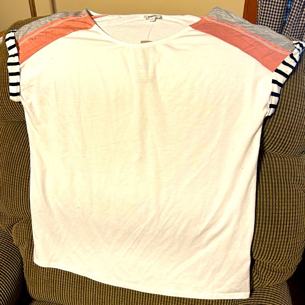 BKE cute top